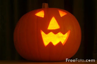 Free Portly Pumpkin Halloween Wallpaper