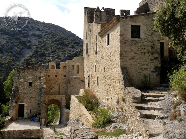 SAINT-MONTAN (07) - Village médiéval et château-fort