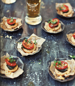 Parmesan cookies with roasted tomato and pesto