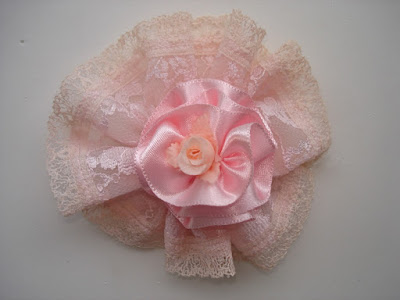 Broche Renda Cetim-1