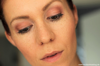 Review: Maybelline The blushed NUDES Look- www.annitschkasblog.de