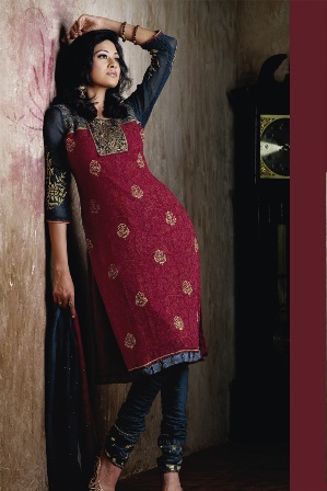 Red-Salwar-Kameez-Designs