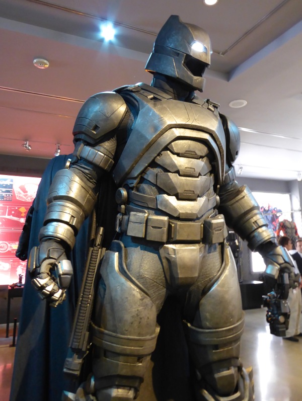 Mech Batsuit Batman v Superman