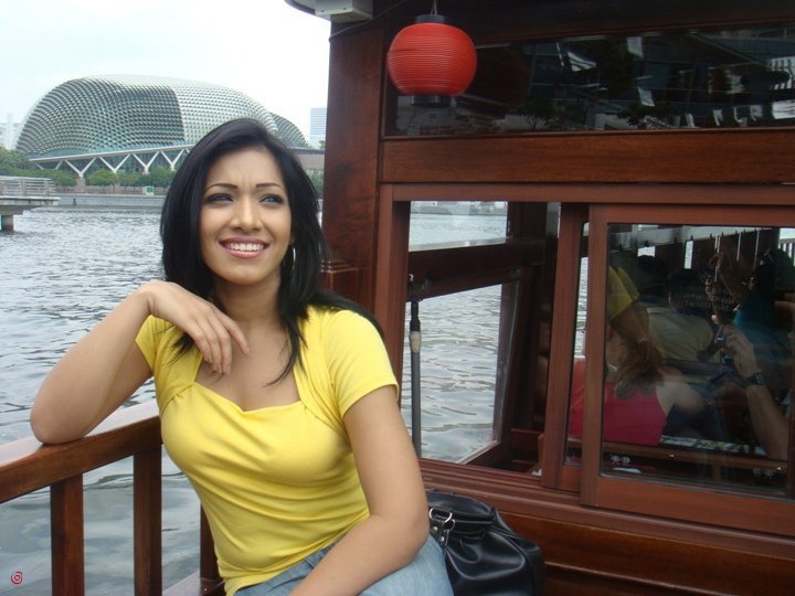 Nehara peirisSexy Girls Pictures