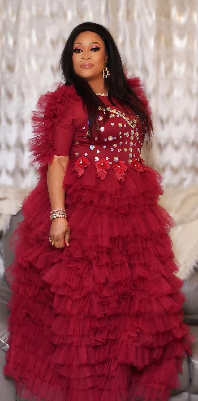 Style Statements Of Manchester Celebrity Woman Chief Mrs Sakirat Olaide Adeniji