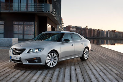 Saab 9-5 Saloon (2012) Front Side