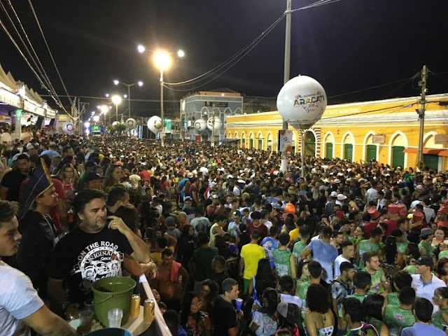 2021: Camilo Santana cancela carnaval no Ceará