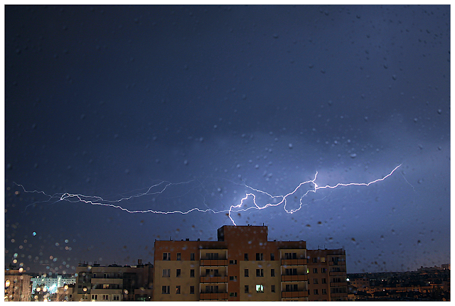 Wyładowania atmosferyczne zarejestrowane w Warszawie - 14/06/2015