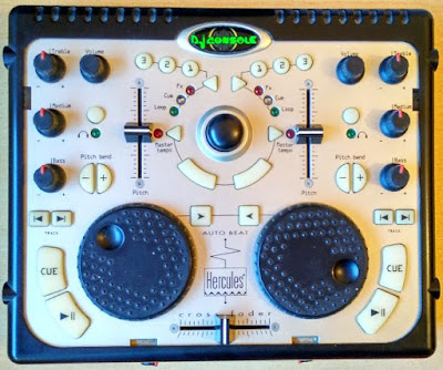 Controlador mezclador Hercules DJ Console