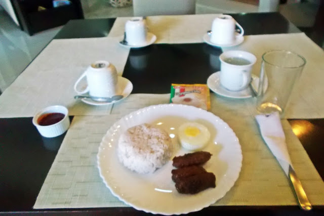 breakfast (longsilog) and coffee at hotel san francisco in catbalogan city samar