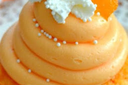   Orange Creamsicle Cupcakes