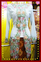 model kebaya wisuda