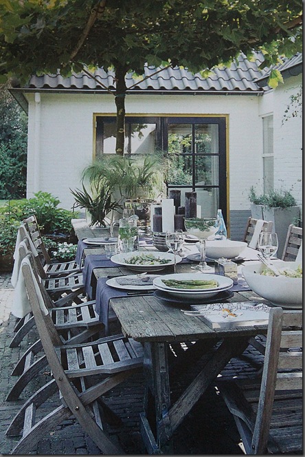 Home & Garden / Seasons