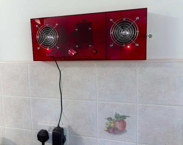 kitchenPi RaspberryPi internet radio acrylic CutMyPlastic