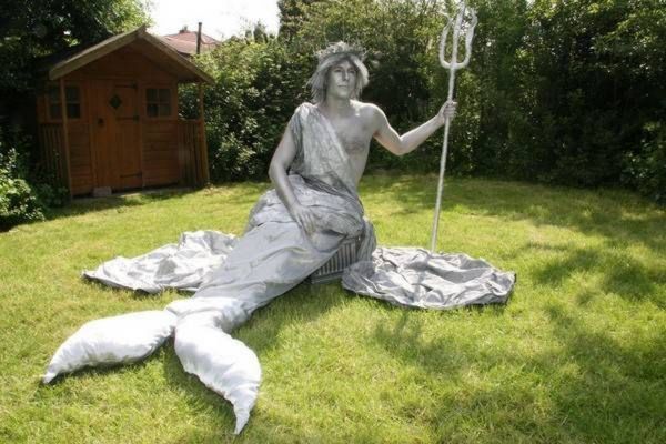 Realistic Living Statue