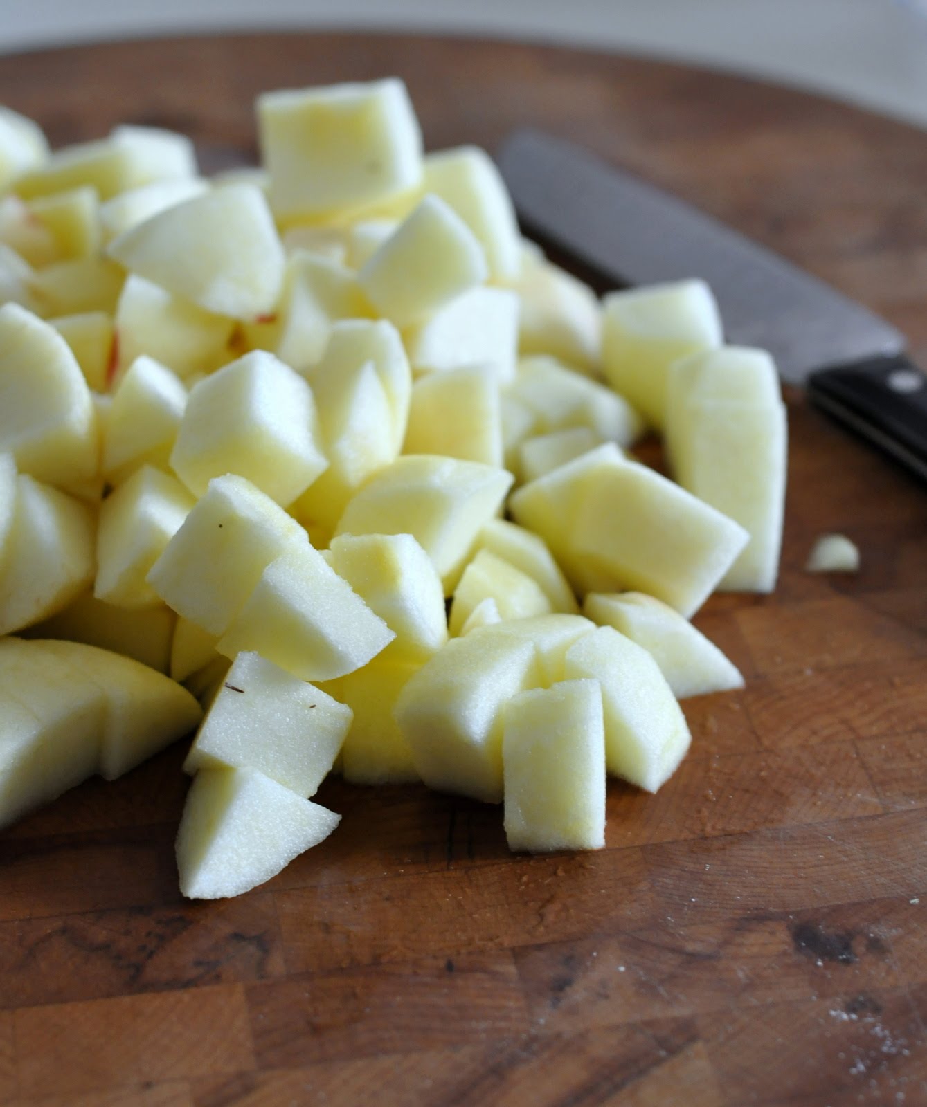 Peeled and Chopped Apples | Taste As You Go