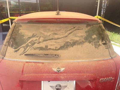Awesome dust painting