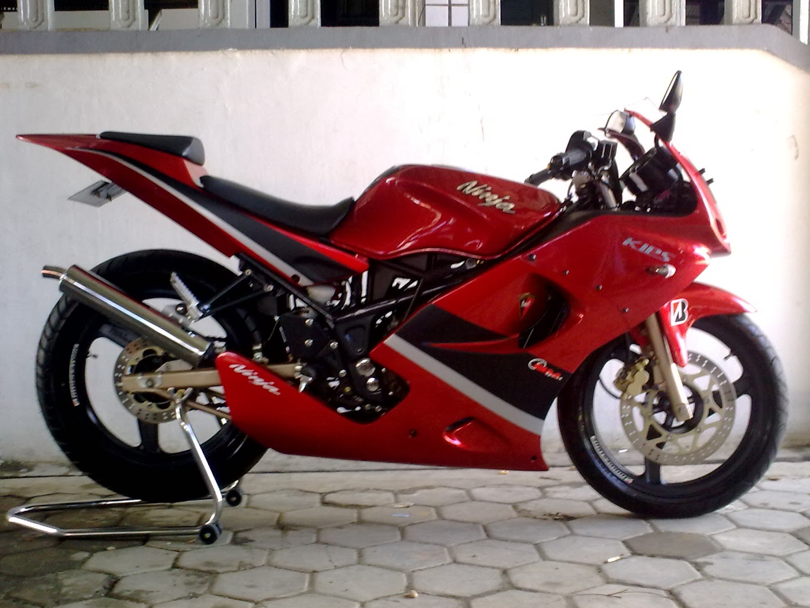 Herry Gambar Modifikasi Kawasaki Ninja 150 R Terbaru 2013