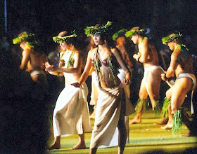 Hawaiian Hula dancers