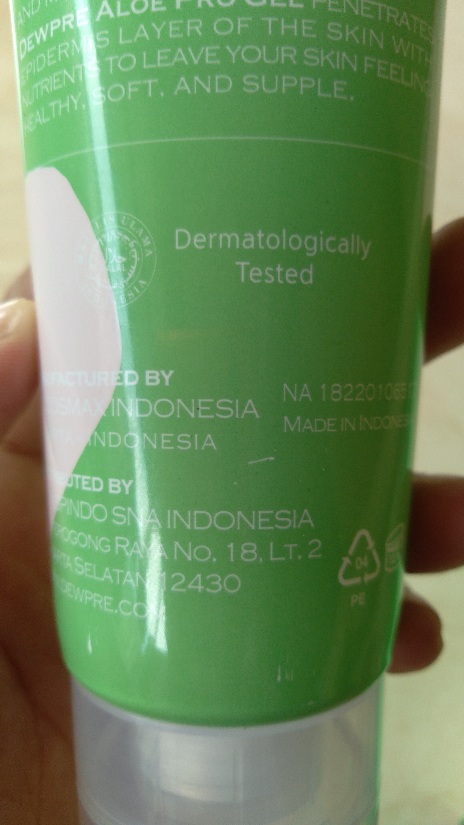 Label halal dan bpom pada produk Dewpre Aloe Pro Gel