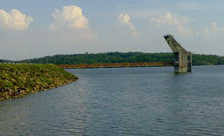 WADUK KEDUNG OMBO