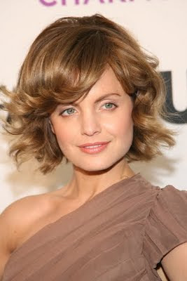 Cute Layered Haircut, Long Hairstyle 2011, Hairstyle 2011, New Long Hairstyle 2011, Celebrity Long Hairstyles 2018