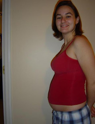 18 weeks pregnant. 9 weeks pregnant. 18 weeks