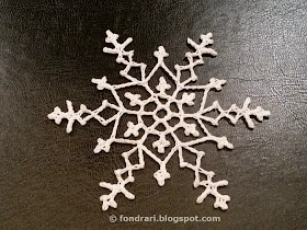 Crochet snowflake - free pattern