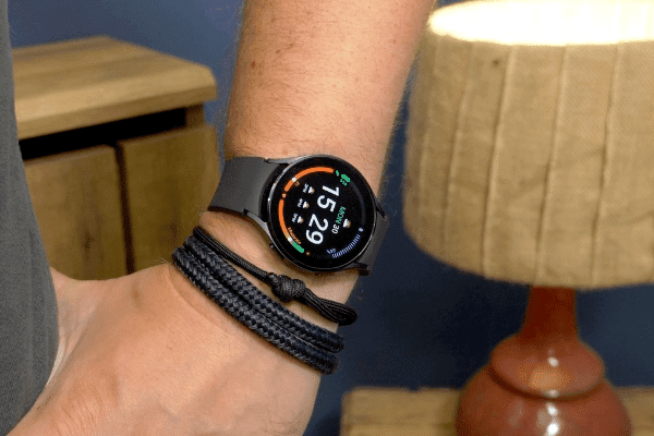 أخيرا.. اعتماد شاحن Samsung Galaxy Watch 5 اللاسلكي