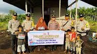 Cooling System, Polsek Rangsang Salurkan Pakaian Layak untuk Warga Desa Sonde