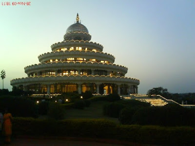 Lighting up Vishalakshi