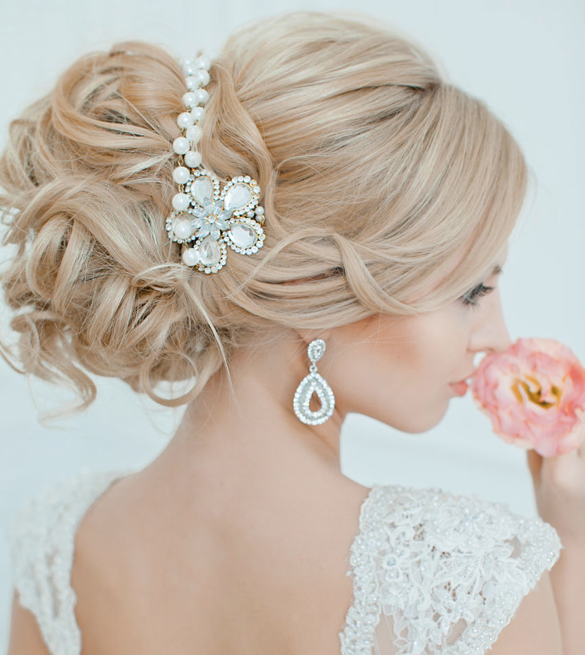 Lassen Sie uns mit Ihnen 50 Bilder mit beeindruckenden Beispielen für neuesten Braut Frisuren für kurze Haare teilen