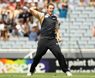 Tim Southee 5-18 - New Zealand vs Pakistan 1st T20I 2010 Highlights