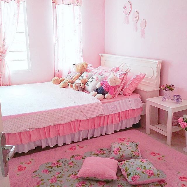Warna Cat Kamar Tidur Pink Sederhana  Ukuran kecil Remaja 