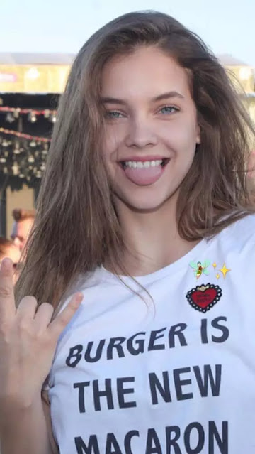 Barbara Palvin Smile Sexy Star Model iPhone Wallpaper-Tongues-Sexy Lips-Busty Pics-Celebrity Tongues