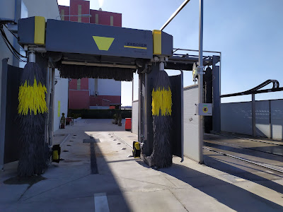 Tunel de lavado de camiones y coches en Subigas