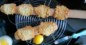 LES TUILES AUX AMANDES forme incurvées