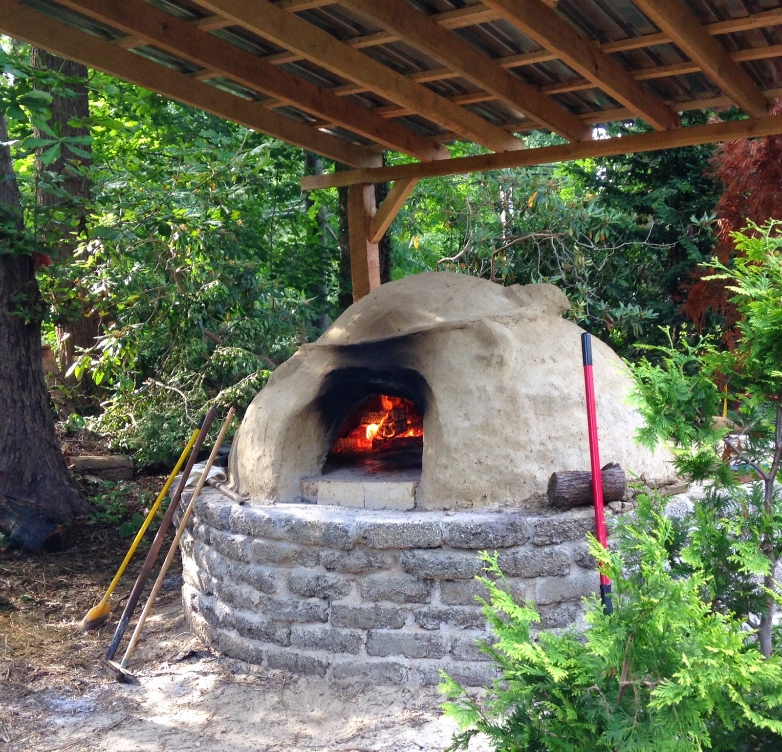 KnitOnePearlOnion Backyard Brick Oven Pizza