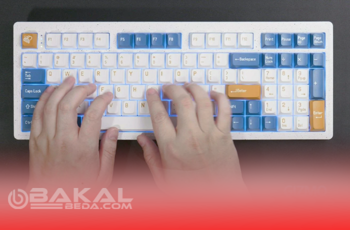 Ulasan MelGeek Modern 97: Keyboard Mekanik Pre-Built Sempurna Untuk Semua Orang