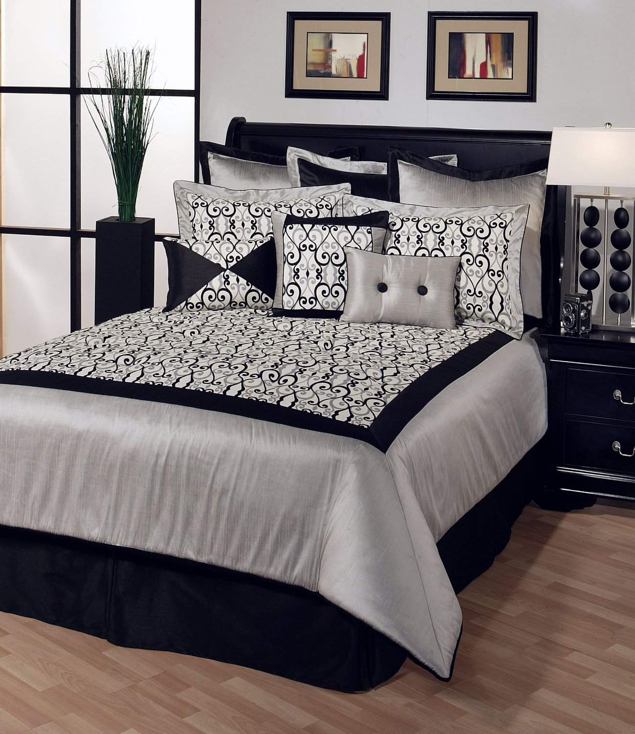 Home Decorate Ideas: Black and White Bedrooms Pictures Ideas