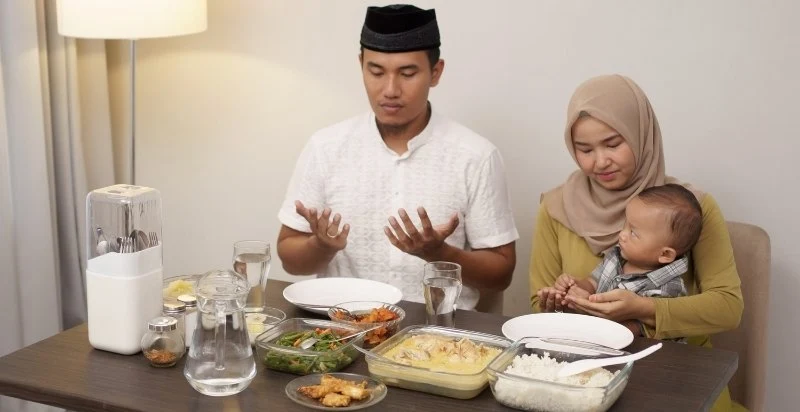 Pentingnya Makan Sehat di Bulan Puasa