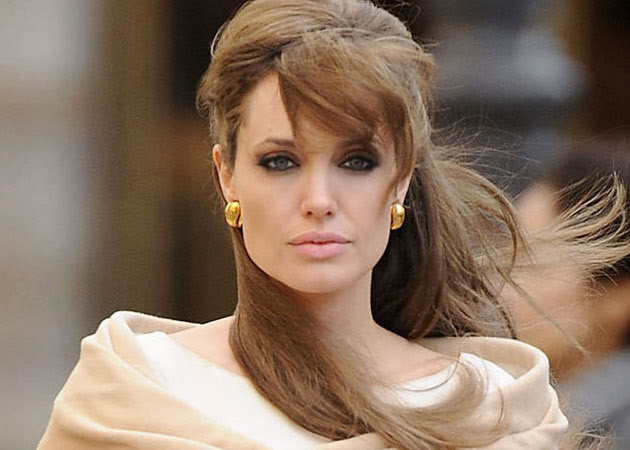 Angelina Jolie Wallpapers Free Download