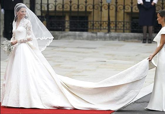 princess diana wedding dress train length. The gorgeous gown had an