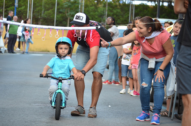 Carrera de cintas infantil en Llano