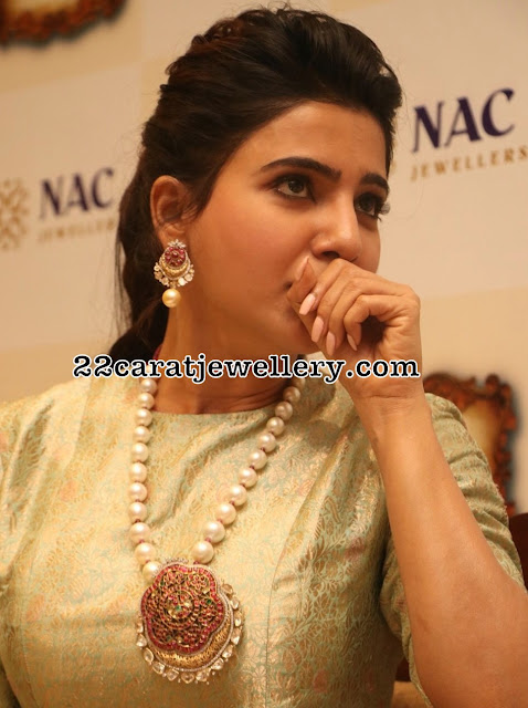 Samantha at Nac Jewellers