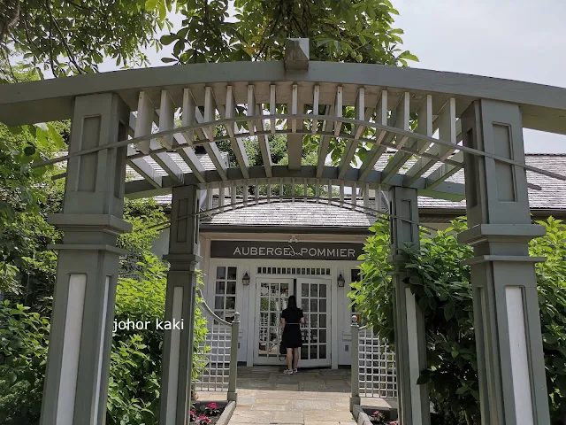 Auberge du Pommier Fine French Restaurant. Summerlicious 2019 Toronto Auberge du Pommier Fine French Restaurant. Summerlicious 2019 Toronto