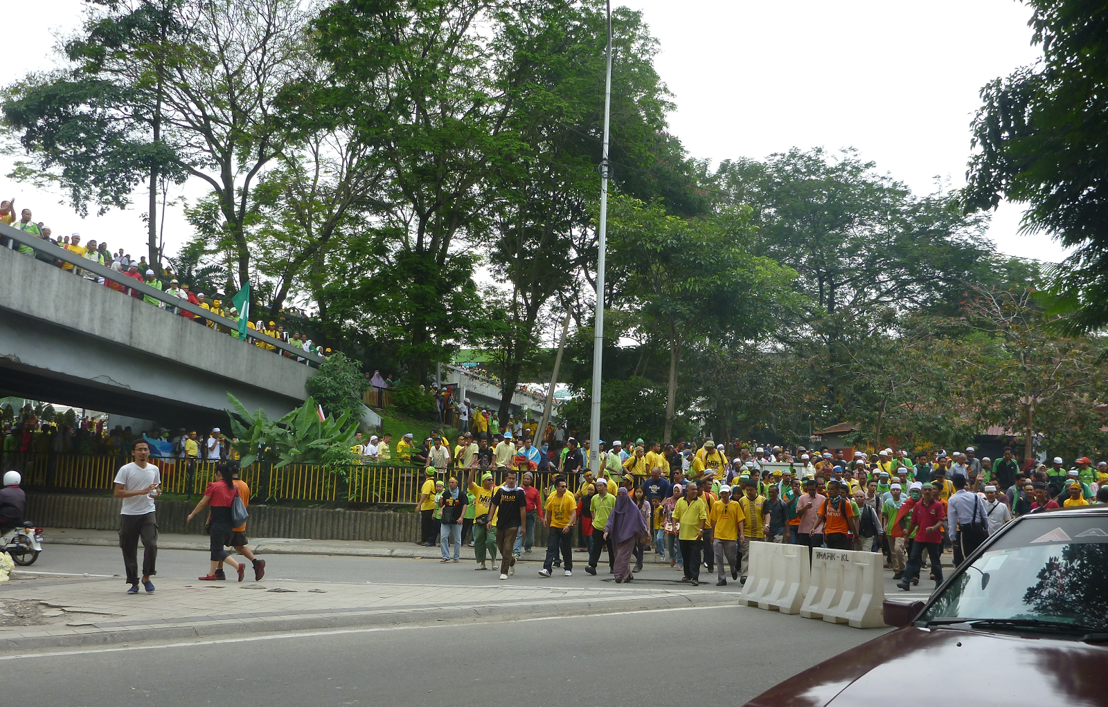 Gambar Kartun orang Demo Kumpulan Kartun