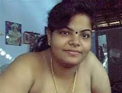 indian married aunty mulai picture