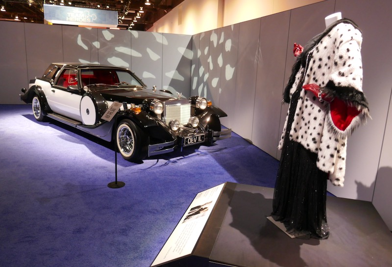 Once Upon a Time Cruella de vil costume and car