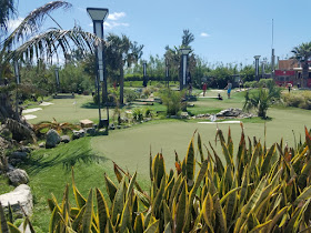 Bermuda Fun Golf. Photo by Adam Lueb, May 2018